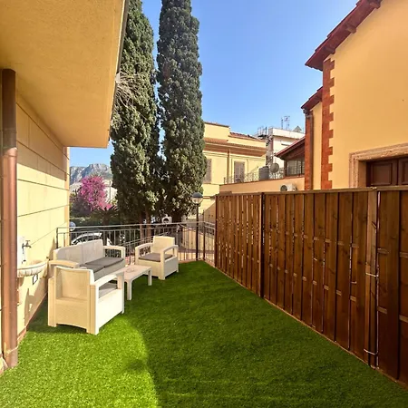 Guest house Mondello Suite Apartment *