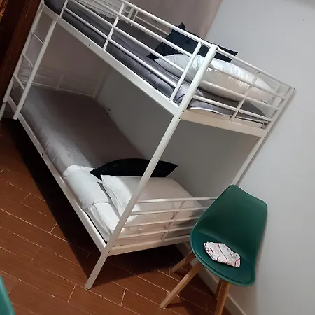 Mondello Suite Apartment ゲストハウス