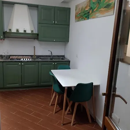 Mondello Suite Apartment ゲストハウス モンデッロ
