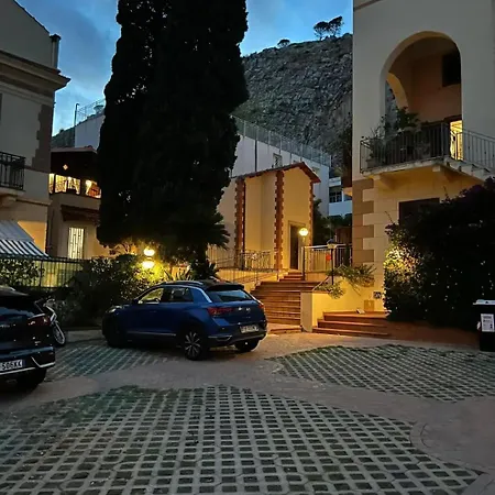 招待所 Mondello Suite Apartment 蒙德罗