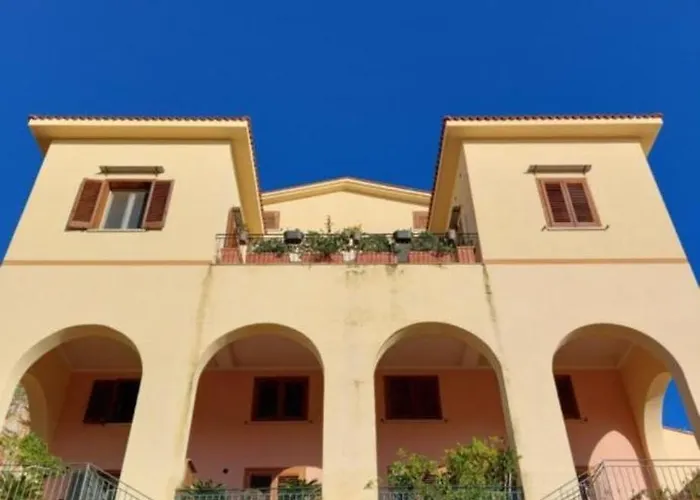 Mondello Suite Apartment 3*