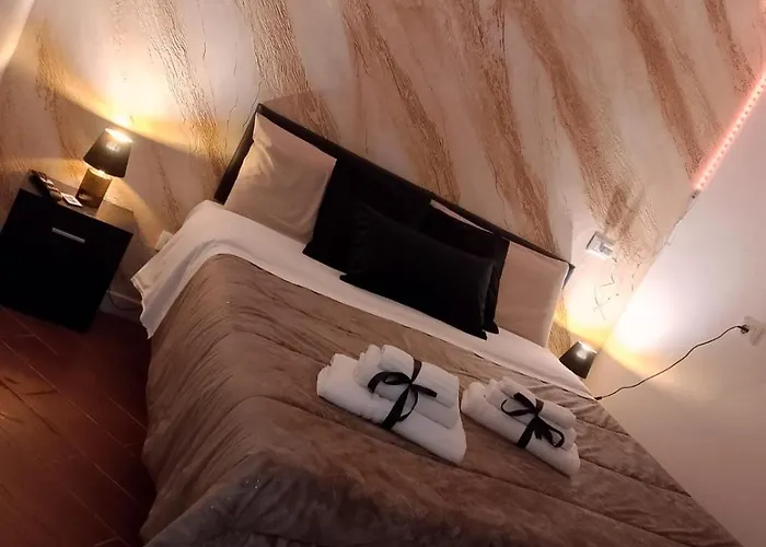ゲストハウス Mondello Suite Apartment