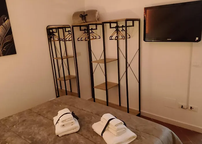 Mondello Suite Apartment ゲストハウス